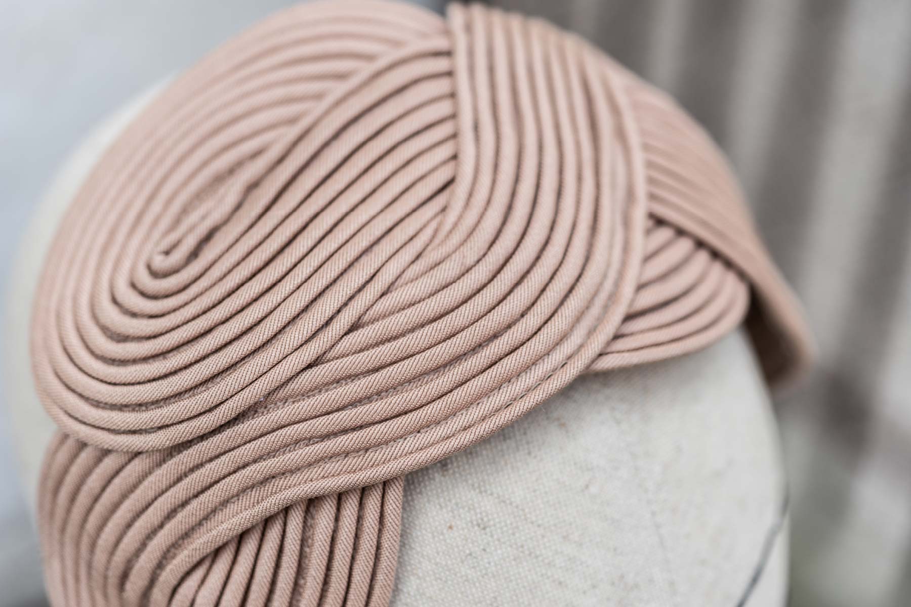 Veronica Innocenzi Acapo Headpiece Waves all over viscose cotton fabric