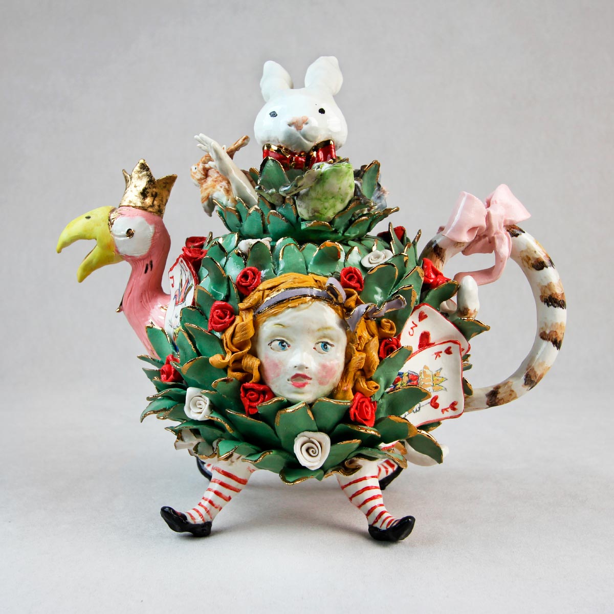 Cecilia Coppola artistic teapot Alice porcelain gold